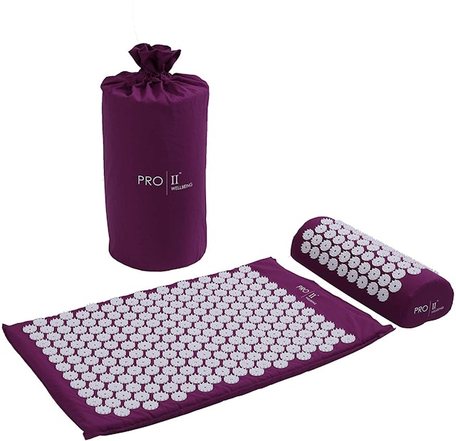 Pro 11 Wellbeing Acupressure Mat and Pillow Set 1