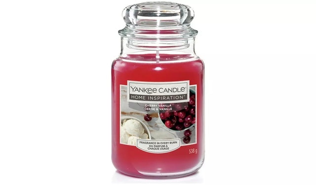 Yankee Candle Cherry Vanilla Candle 1