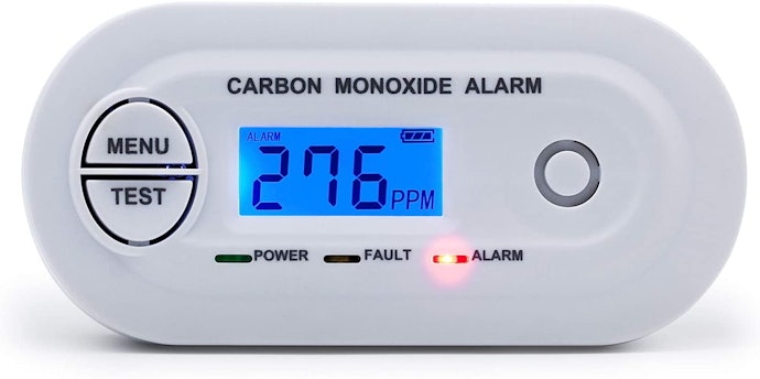 4. Look for Units With a Display So You Can Monitor Carbon Monoxide Levels and Battery Life