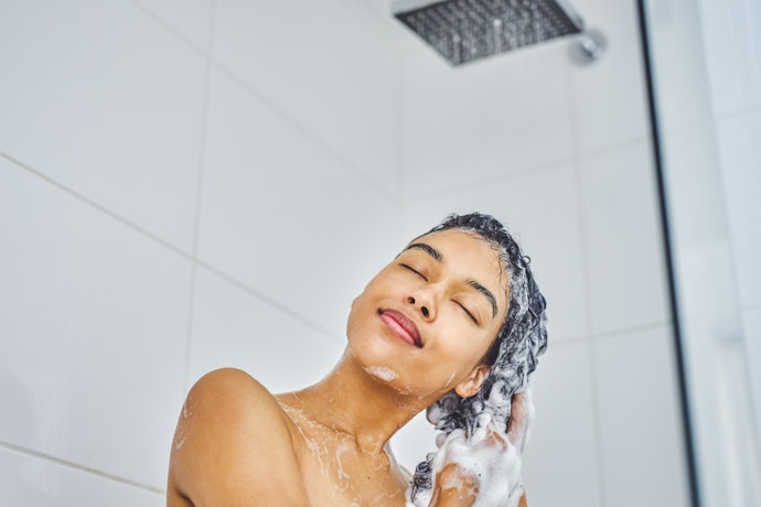 3. Decide Between a Foaming or Non-Foaming Shampoo, Depending on How Often You Wash Your Hair and Whether You Need a Deep Clean