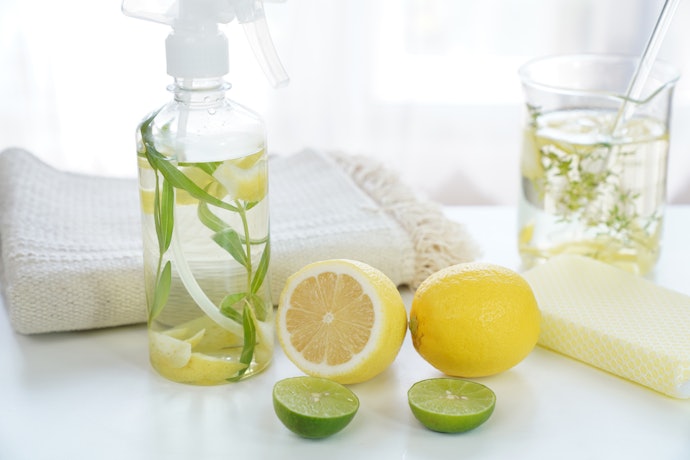 1. Consider Citrus Formulas for a Strong and Vibrant Scent or Fruits and Florals for a More Delicate Smell