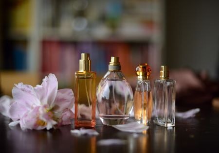 1. Consider the Strength and Longevity of the Perfume Inside 
