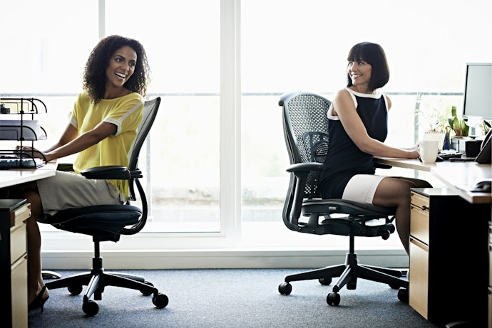 4. Consider Swivel Chairs for Extra Mobility Around Your Office Without Having to Constantly Get Up