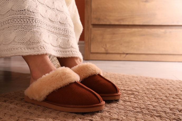 2. To Ensure That Your Slippers Will Last, Opt For Durable Materials Like Memory Foam, Leather and Shearling