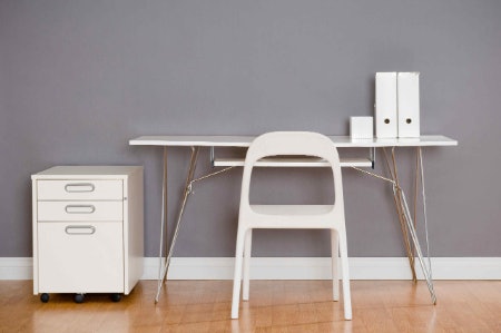 Free-Standing Desks Provide a Larger Work Area