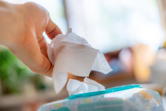 Hand Sanitising Wet Wipes Can Easily Reach Germs Others Can't