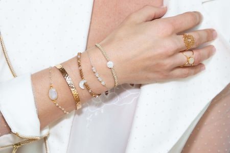 1. Chain, Bangle or Beaded? Decide on a Type Based on How You Intend to Style It