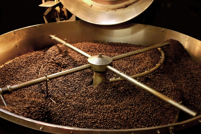 4. Think About the Flavours You Enjoy Before Choosing the Roast That Ranges From the Light and Vibrant to the Deep, Nutty Notes of Dark Roasts 