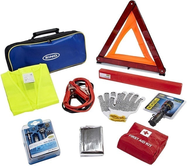 Ring Automotive Emergency Car Kit 1
