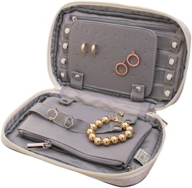 10 Best Travel Jewellery Cases UK 2022 | Stackers, Argos and More 3