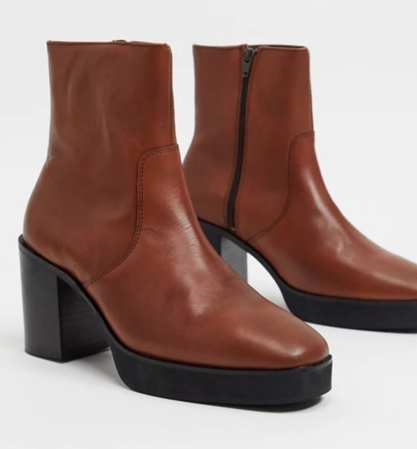 ASOS DESIGN Heeled Chelsea Boots With a Platform Sole 1