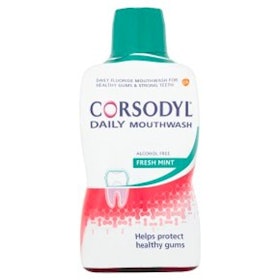 10 Best Mouthwashes for Bad Breath UK 2022 | Corsodyl, CB12 and More  5