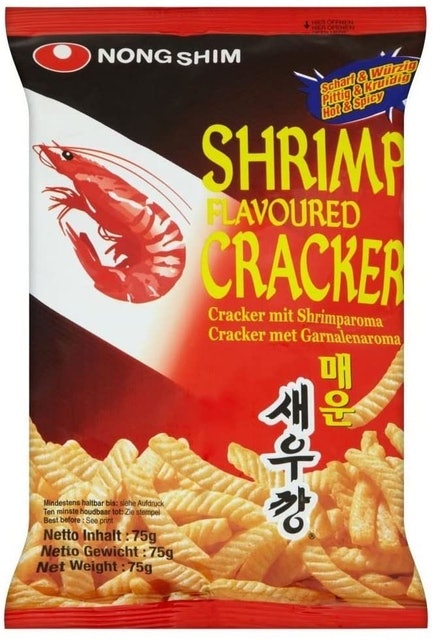 Nong Shim Shrimp Flavoured Crackers 1