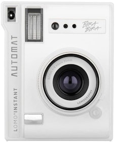 UK Photographer Reviewed | 10 Best Instant Cameras 2022 5