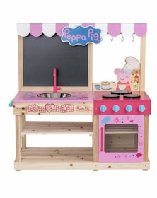 10 Best Mud Kitchens for Kids UK 2022 | Plum, Chad Valley and More 4