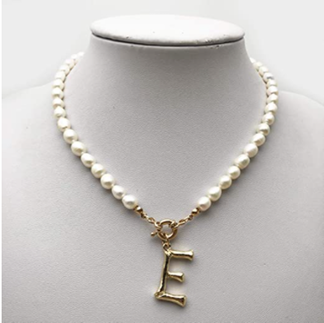 mengnuo Choker Alphabet Pearl Necklace 1