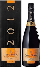 10 Best Champagnes UK 2021 | Taittinger, Moët & Chandon and More 4
