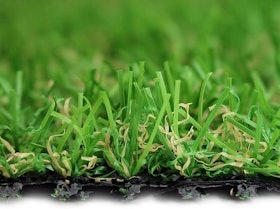 10 Best Artificial Grass for the Garden UK 2022 | Authentic Look and Feel, Mould Resistant and More 3