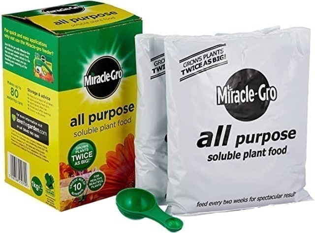 Miracle-Gro All Purpose Soluble Plant Food 1
