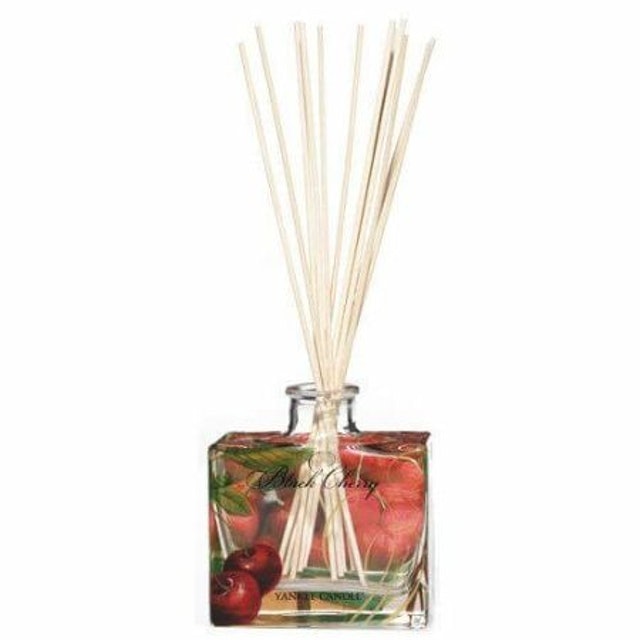 Yankee Candle Black Cherry Signature Reed Diffuser 1