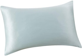 8 Best Silk Pillowcases 2022 | UK Interior Designer Reviewed 2