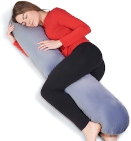 10 Best Nursing Pillows UK 2022 | Dreamgenii, Tommee Tippee and More 2