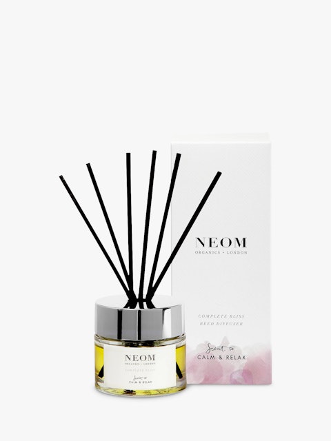 Neom Organics  Complete Bliss Calm & Relax Reed Diffuser 1
